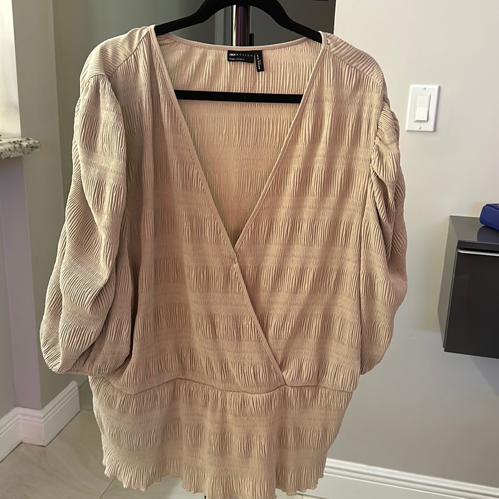 Structured Shoulder Blouse